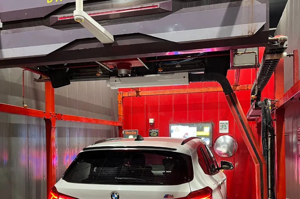 Car Wash in Jurong West for a Fast, Spotless Finish